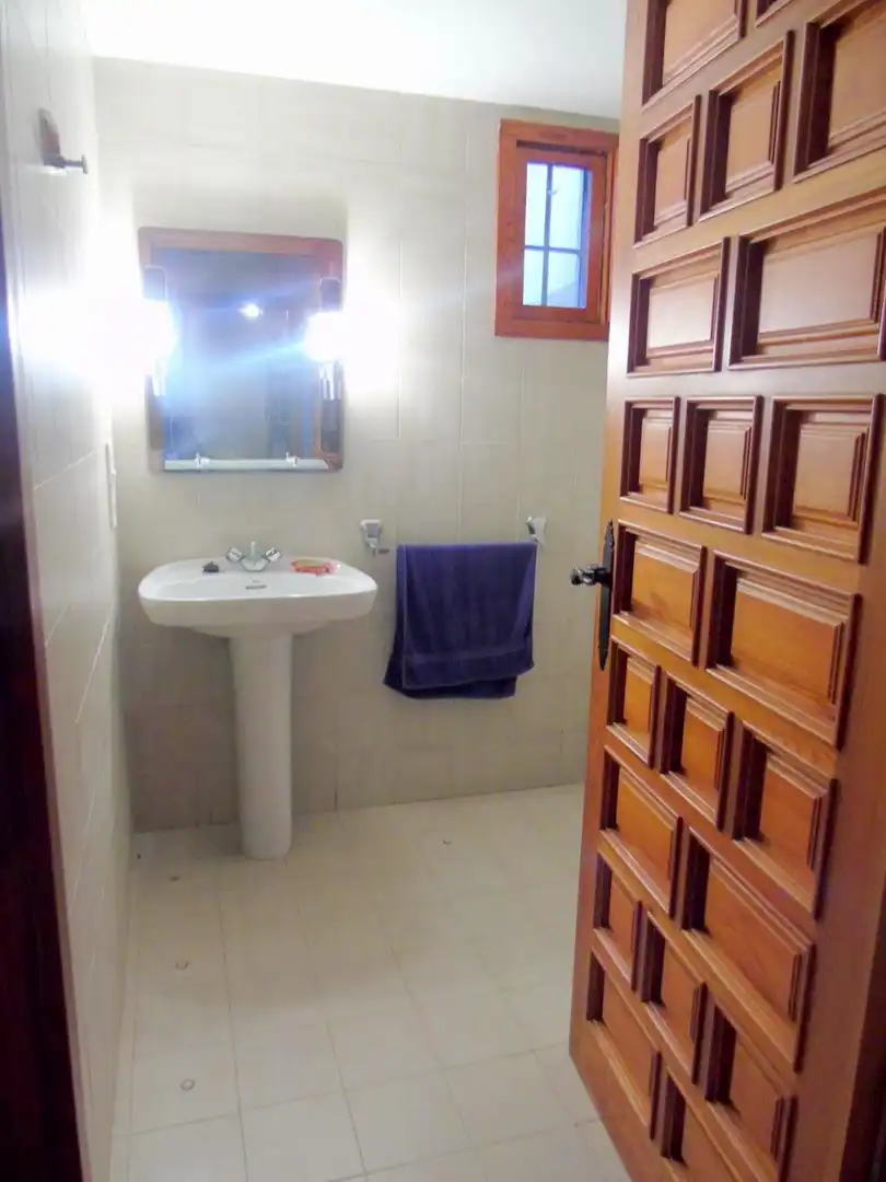 Bathroom of Houses for sale in La Llosa de Ranes  with Air Conditioner, Heating and Private garden