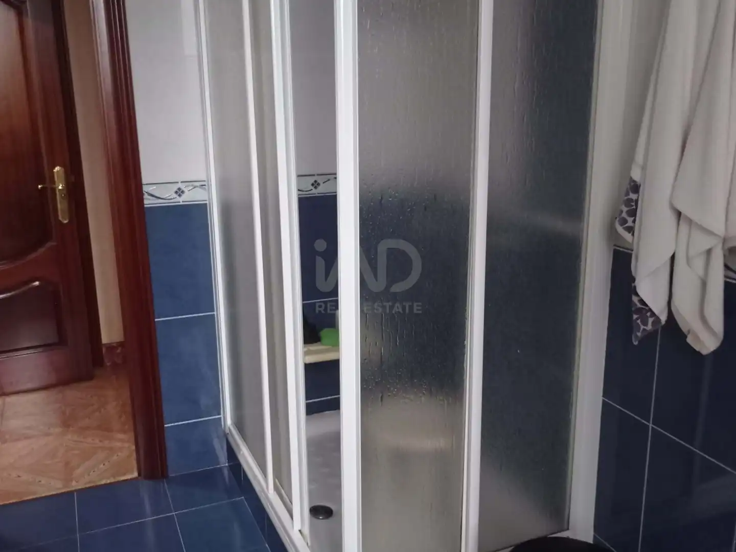 Bany de Casa o xalet en venda en Narón amb Calefacció, Terrassa i Piscina