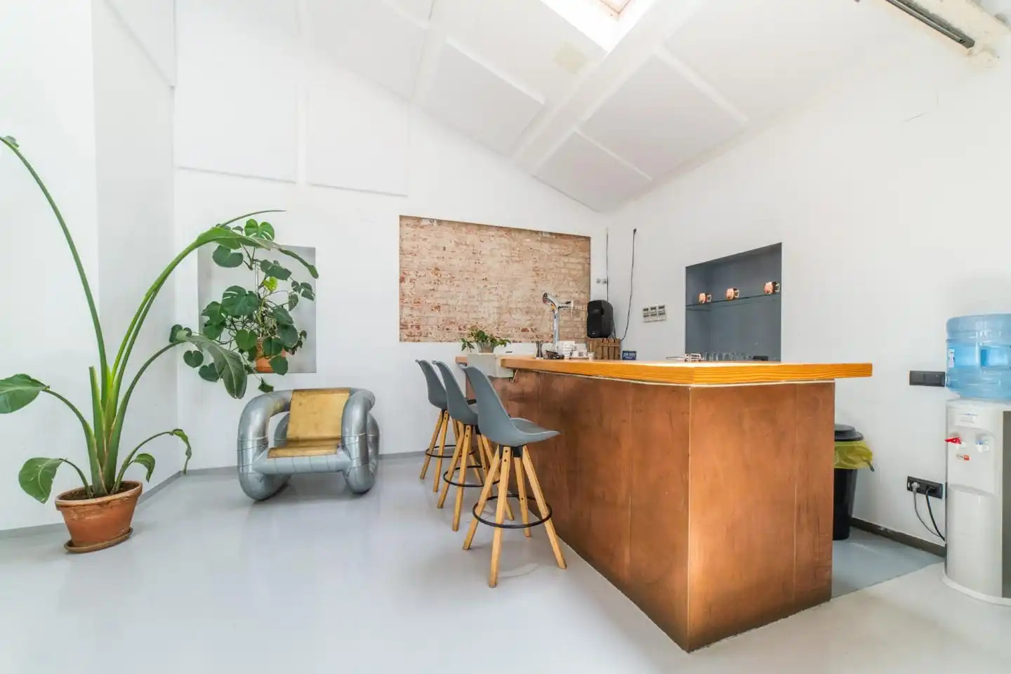 Kitchen of Commercial properties for rent in Madrid