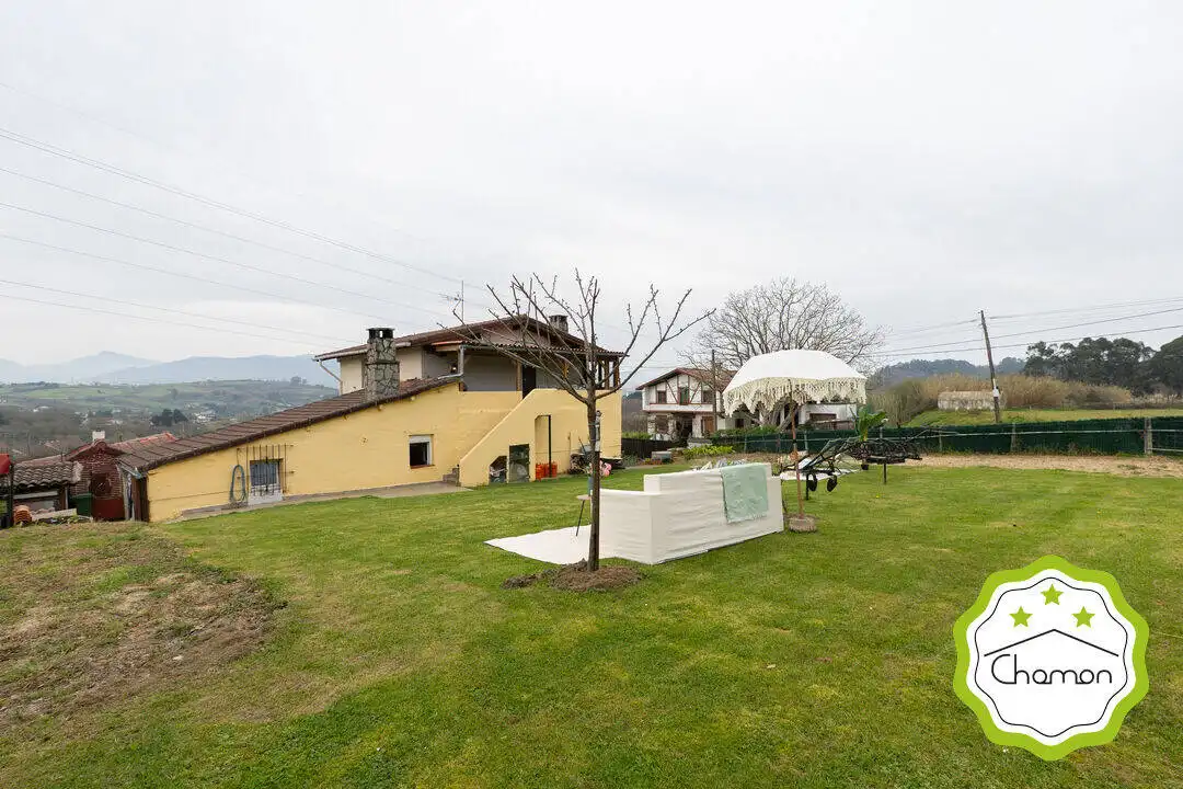 Country house zum Verkauf in Erandio mit Heizung, Privatgarten und Terrasse