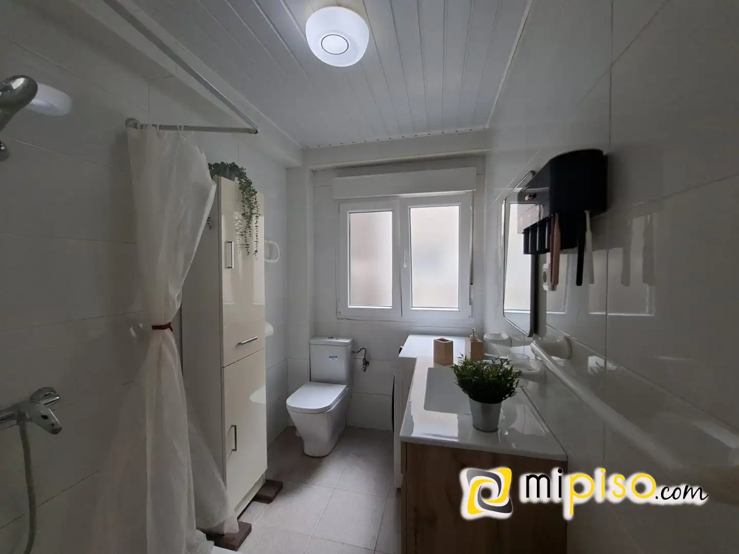 Baño de Piso en venta en Santoña con Calefacción