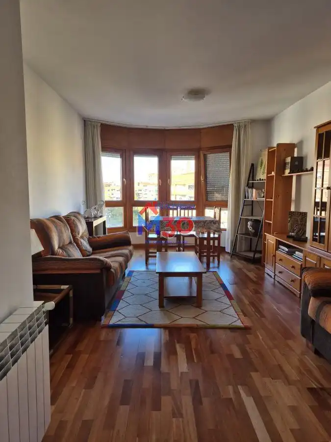 Living room of Apartments for sale in Miranda de Ebro  with Heating, Parquet flooring and Terrace