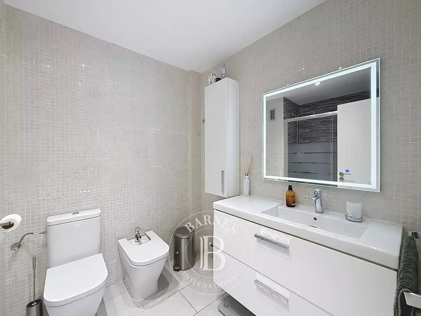 Badezimmer von Einfamilien-Reihenhaus zum Verkauf in Calella mit Klimaanlage, Heizung und Terrasse