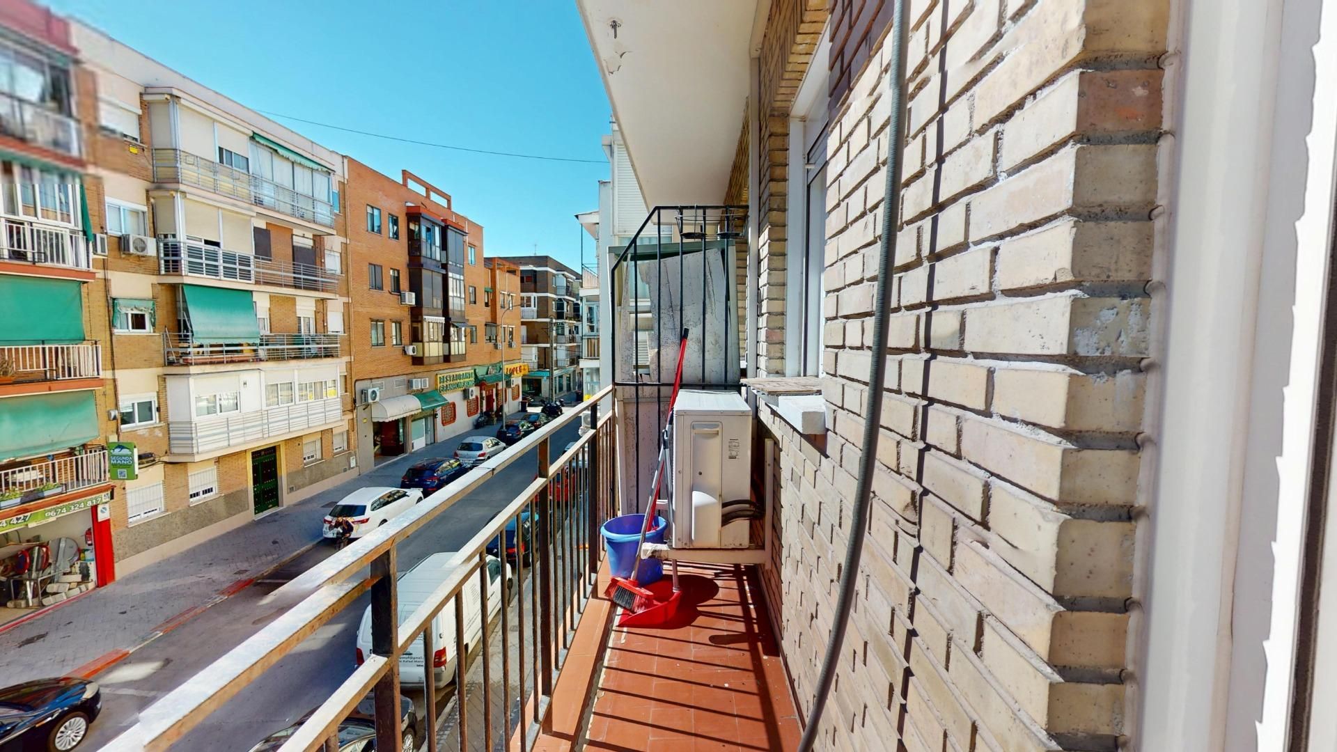 Balcony of Apartment for sale in  Madrid Capital  with Air Conditioner, Heating and Parquet flooring