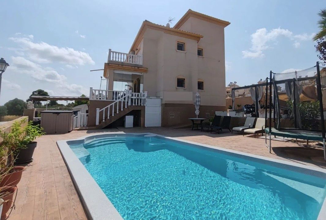 House or chalet for sale