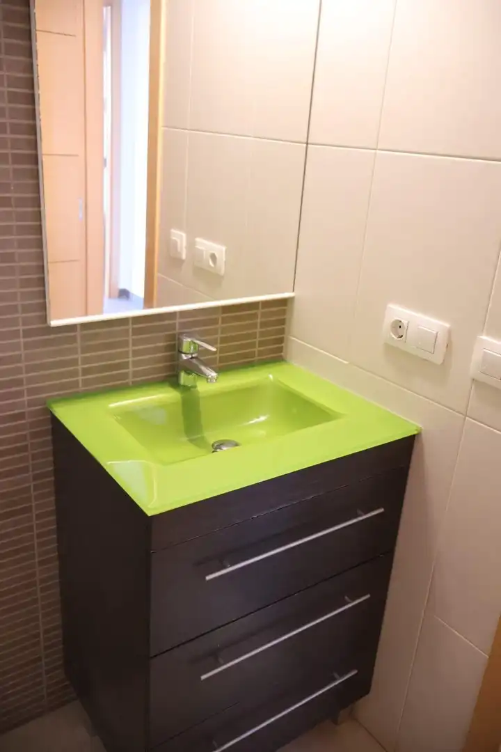 Bany de Àtic en venda en Castellón de la Plana / Castelló de la Plana amb Aire condicionat, Calefacció i Terrassa