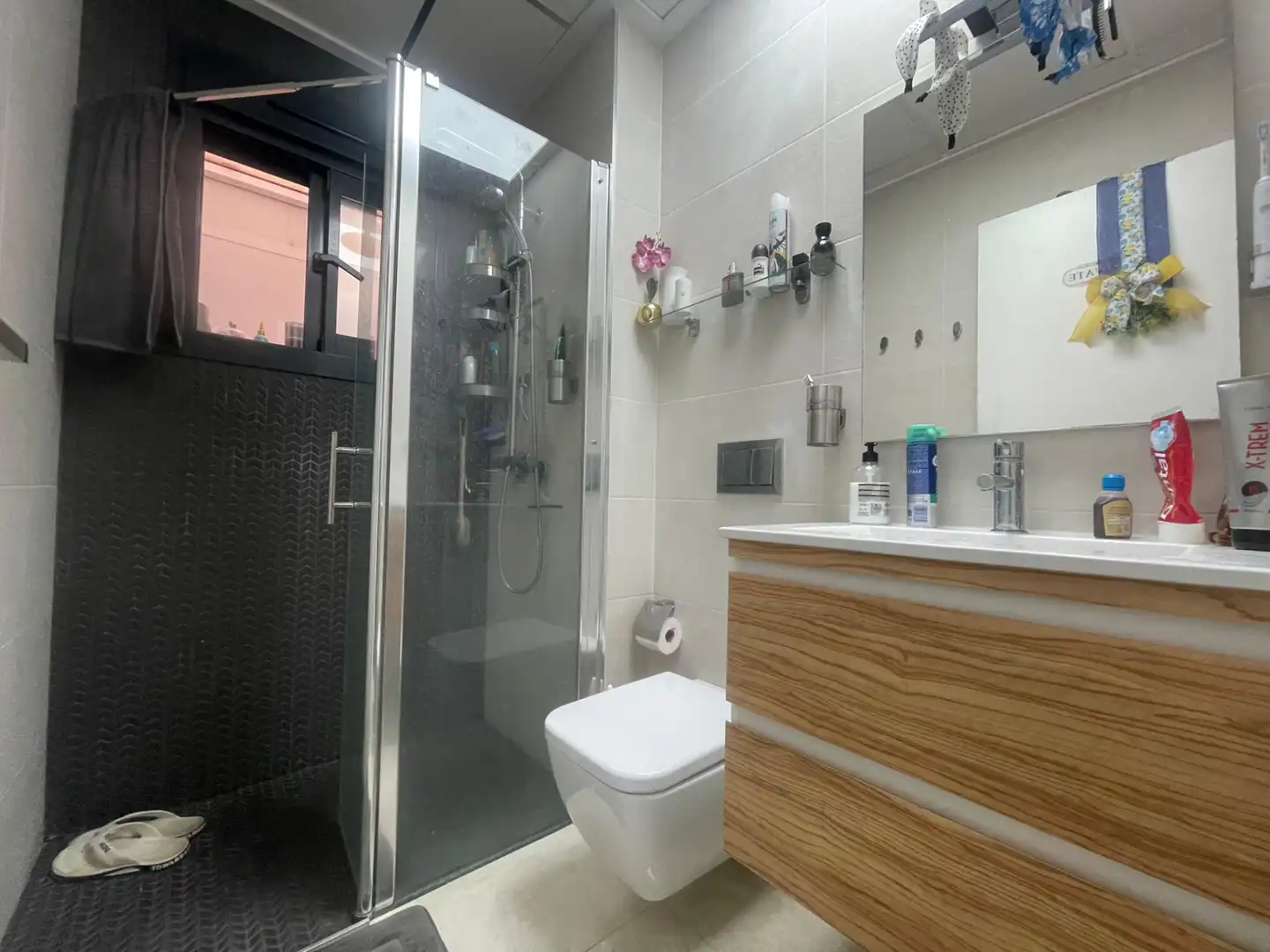 Bathroom of Apartments for sale in Torrevieja  with Air Conditioner, Heating and Terrace