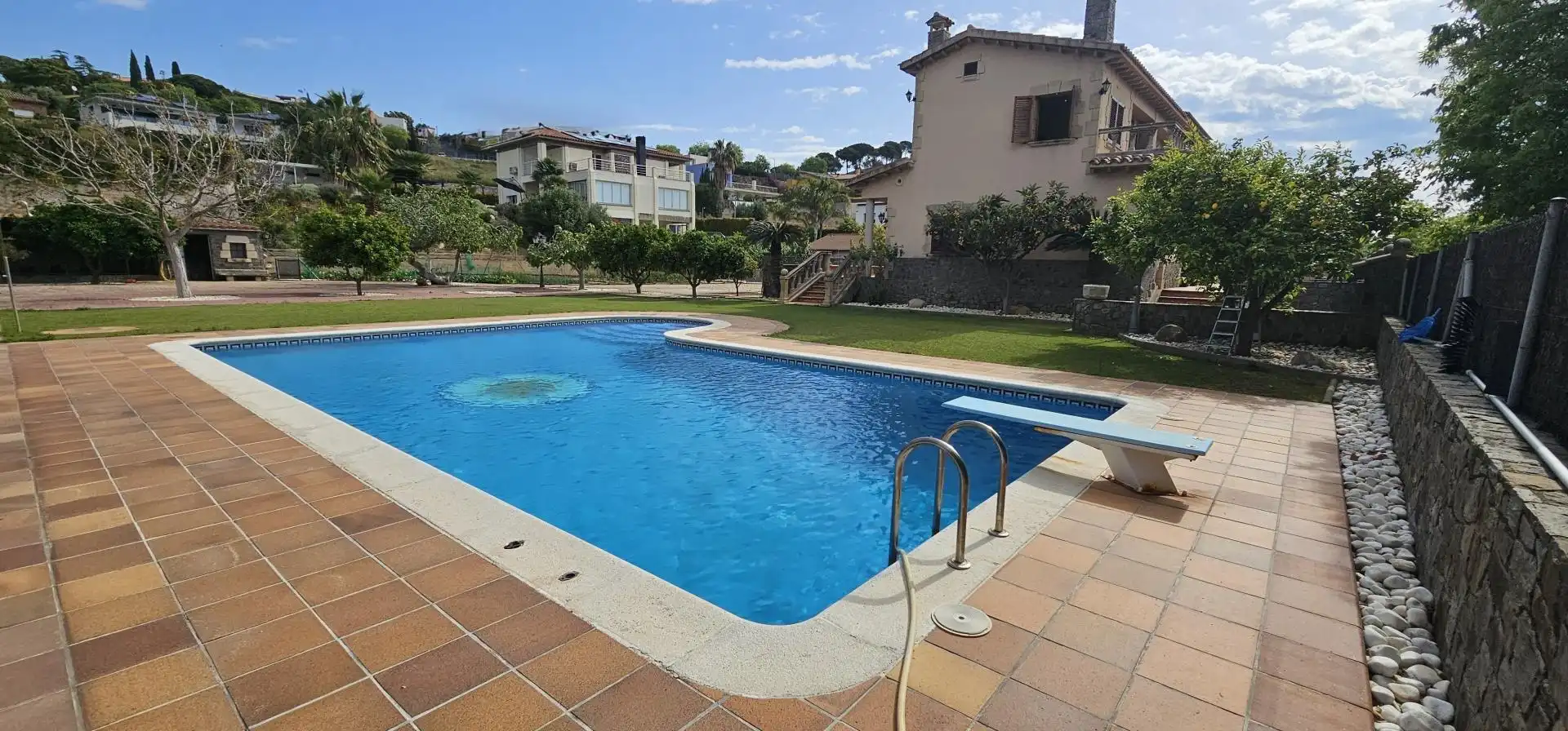 Swimming pool of Houses for sale in Mataró  with Air Conditioner, Heating and Terrace