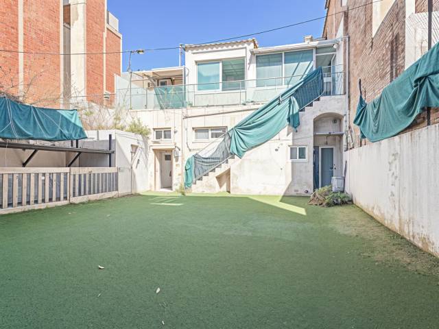 Local comercial en Alquiler en Centre Vila