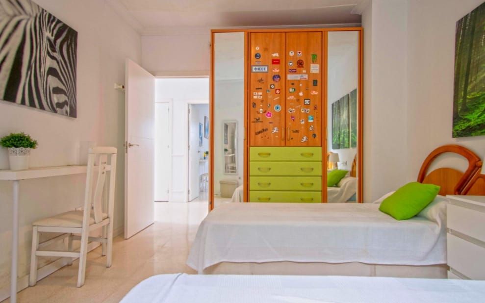 Habitación de Casa o chalet en venta en Dos Hermanas con Aire acondicionado, Calefacción y Jardín privado