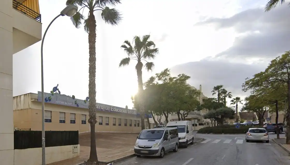 Vista exterior de Traster en venda en Benalmádena