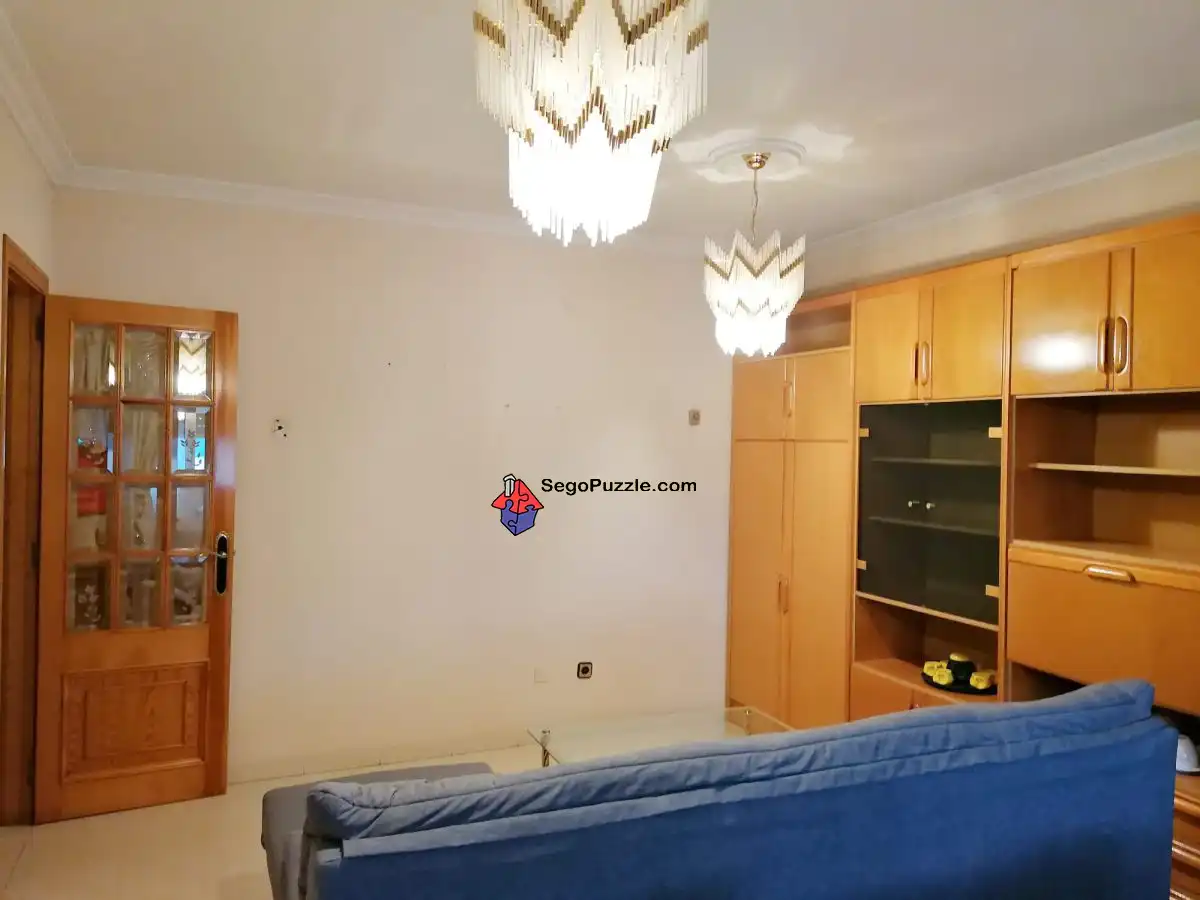 Habitación de Piso en venta en Segovia con Calefacción, Terraza y Amueblado