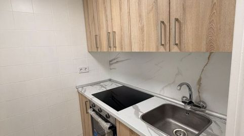 Foto 3 de Pis de lloguer a Carrer de Les Magnòlies, Can Vidalet, Esplugues de Llobregat