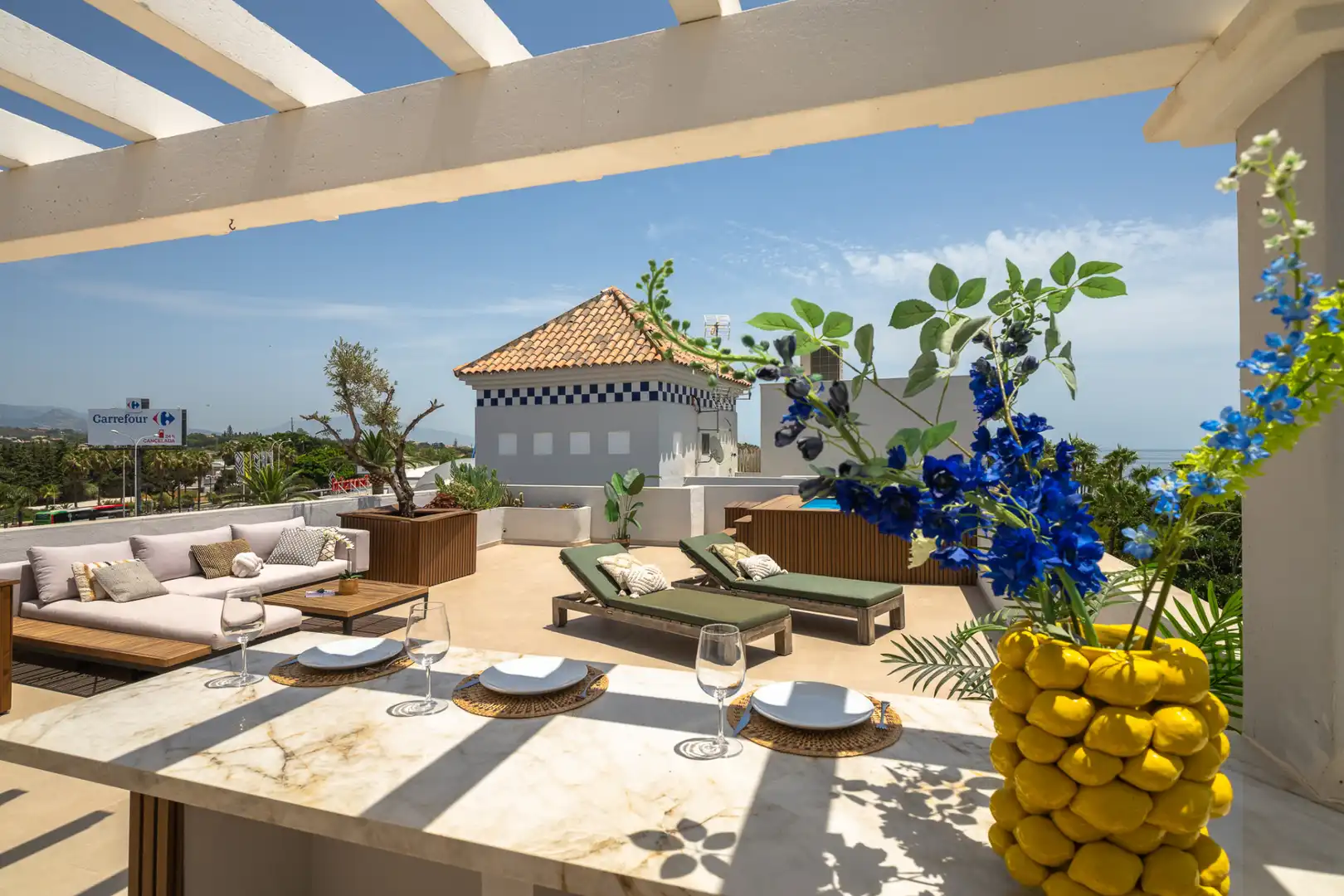 Penthouse with terrace for sale in Estepona Pueblo, imagen 3