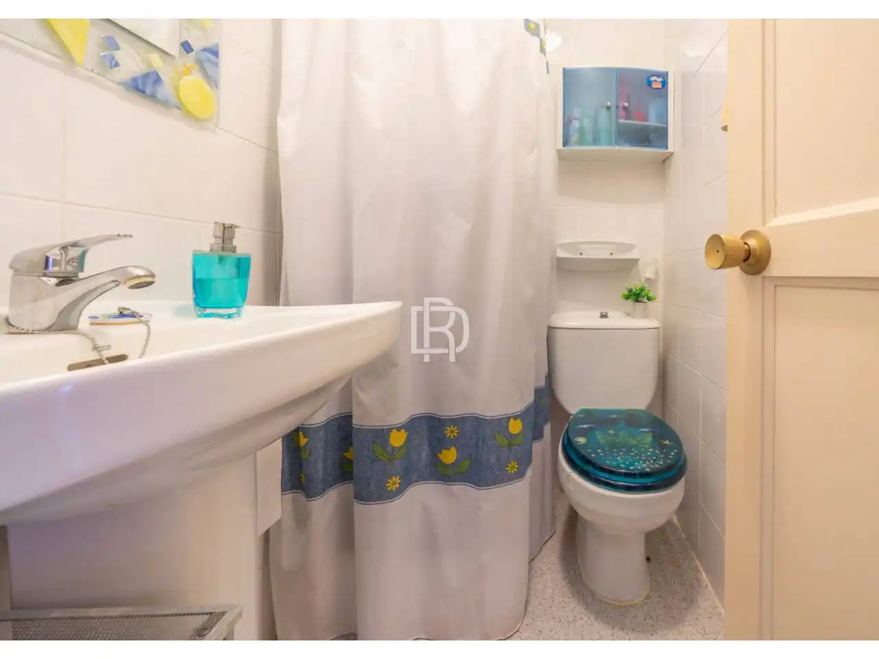 Badezimmer von Einfamilien-Reihenhaus zum Verkauf in Santa Cruz de Tenerife mit Klimaanlage, Terrasse und Möbliert