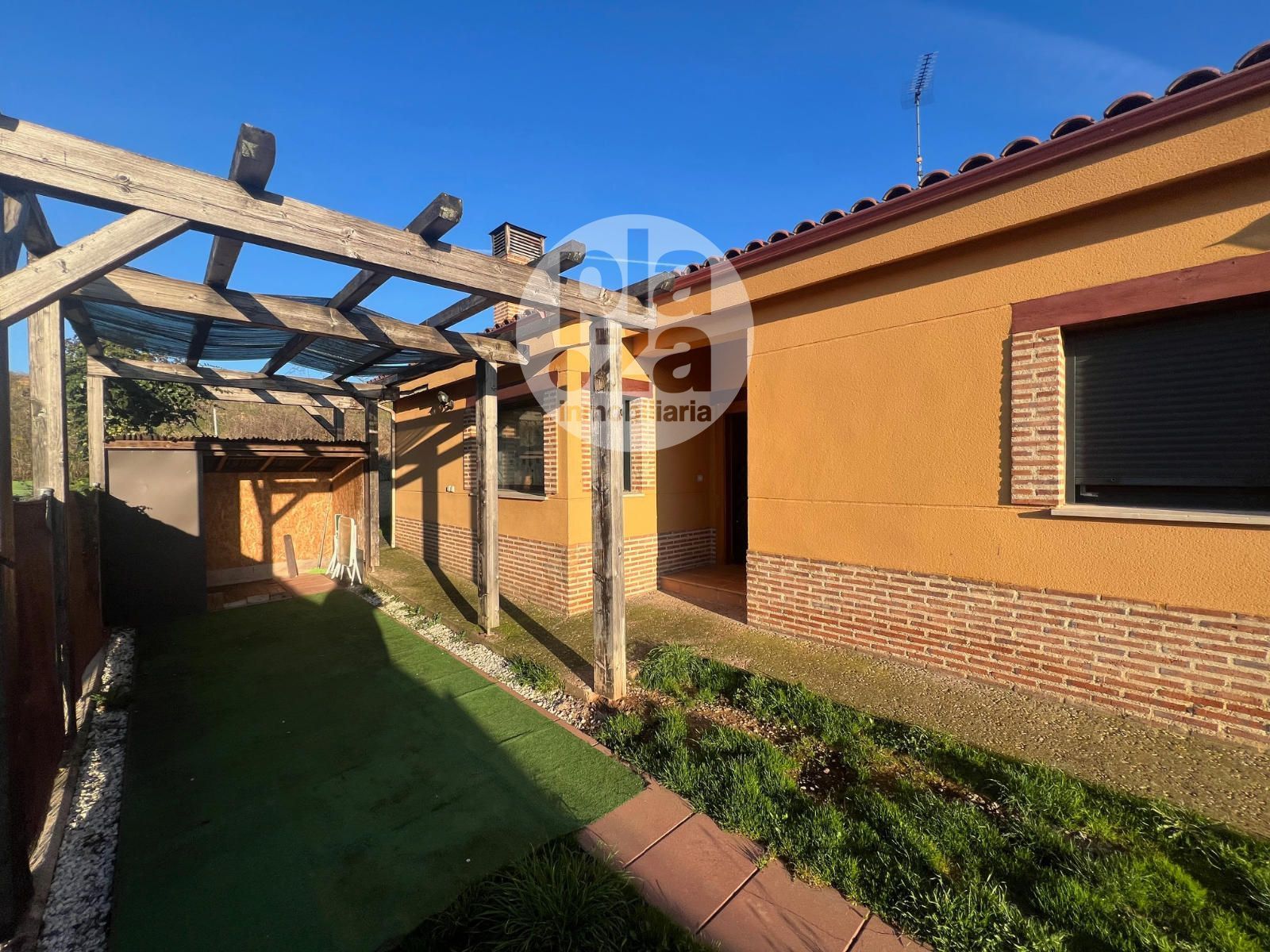 Jardín de Casa o chalet en venta en Modúbar de la Emparedada con Calefacción, Jardín privado y Terraza