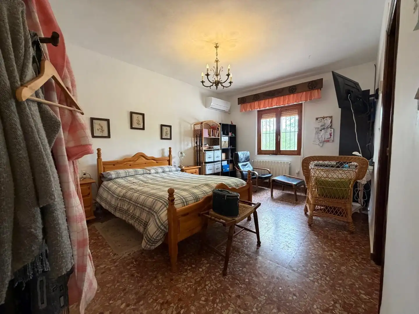 Habitación de Casa o chalet en venta en Albacete con Aire acondicionado, Calefacción y Jardín privado