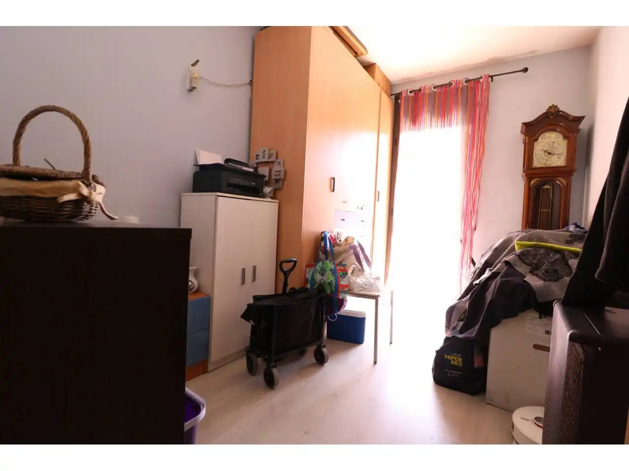 Schlafzimmer von Dachboden zum Verkauf in Montcada i Reixac mit Klimaanlage, Heizung und Parkett