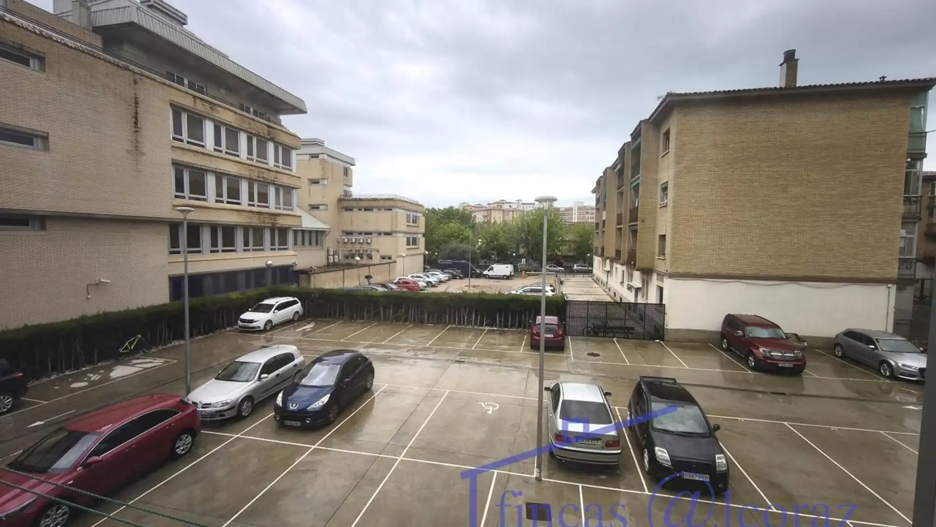 Flat for sale in De Los Pirineos, Santiago