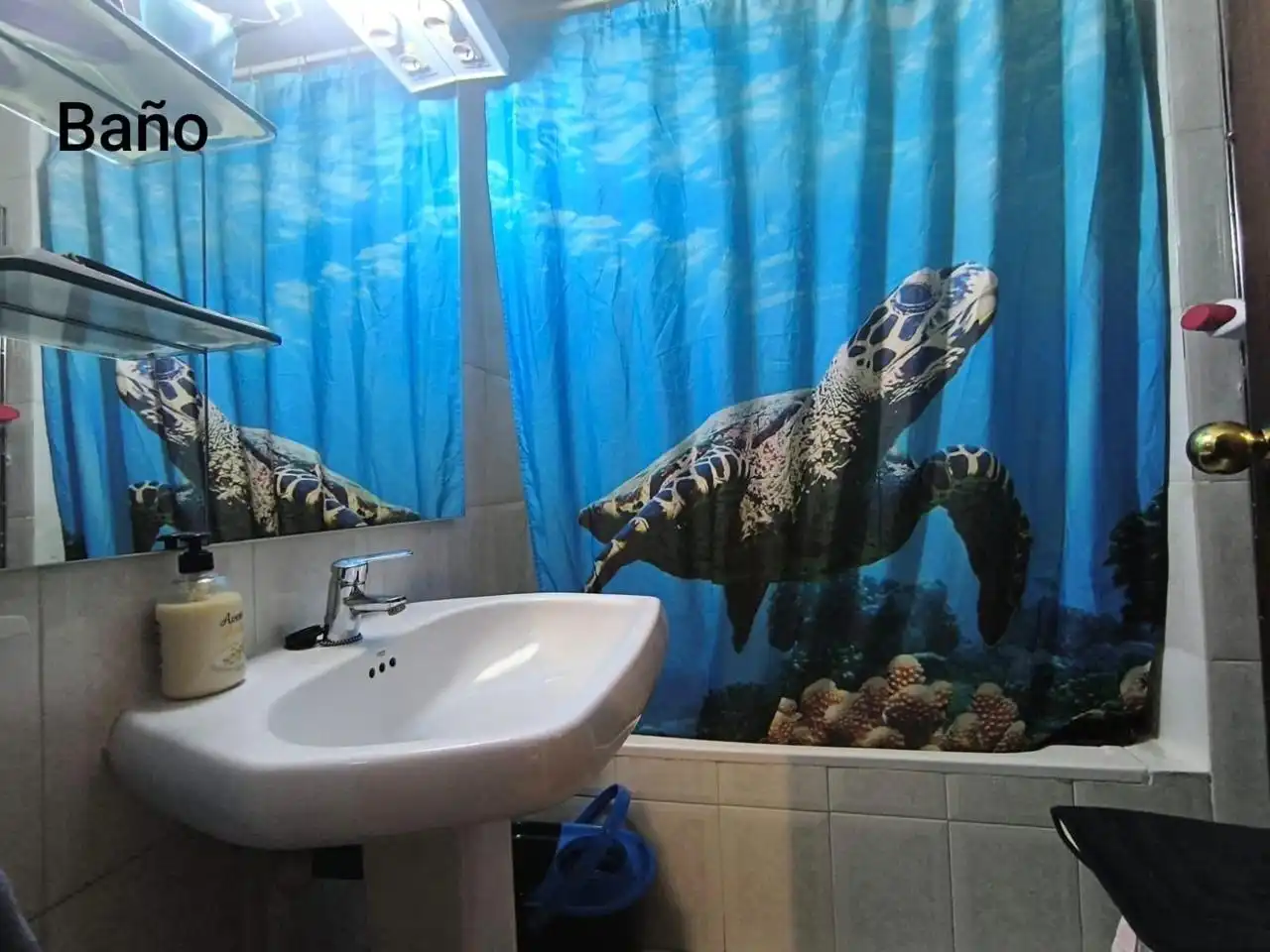 Bathroom of Flat for sale in Zaragoza  with Heating and Furnished