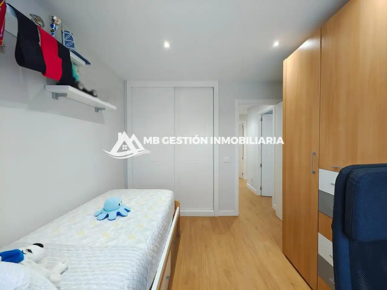 Habitación de Piso en venta en Fuenlabrada con Aire acondicionado, Calefacción y Jardín privado