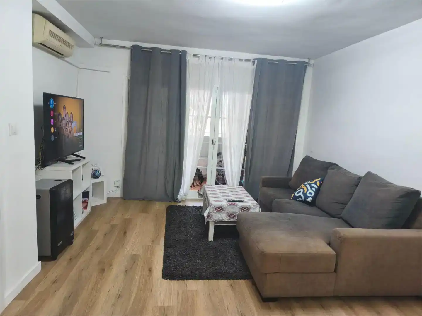 Sala d'estar de Pis en venda en Fuenlabrada amb Aire condicionat i Piscina