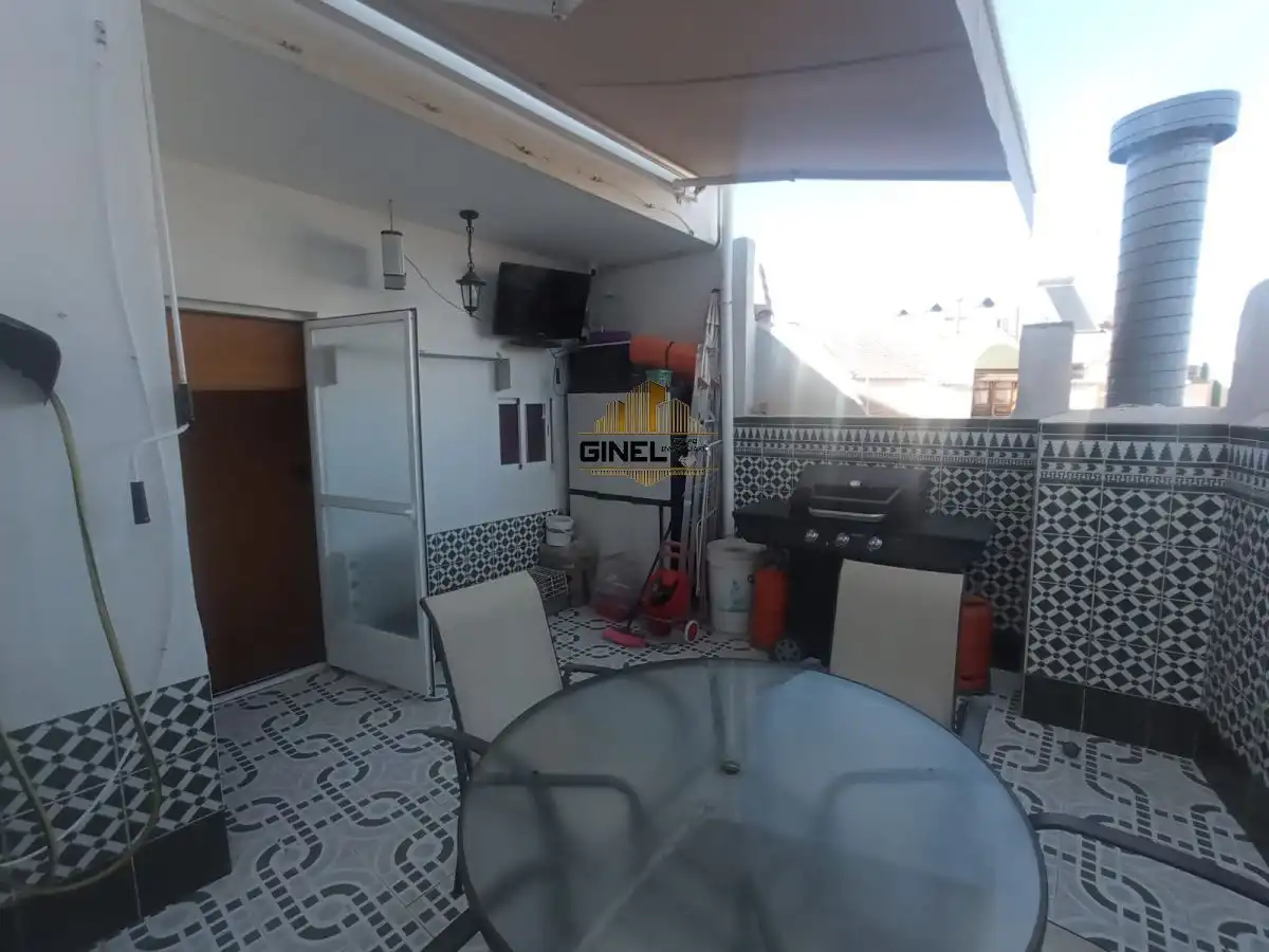 Terraza de Casa o chalet de alquiler con opción a compra en Jaén con Aire acondicionado, Calefacción y Terraza