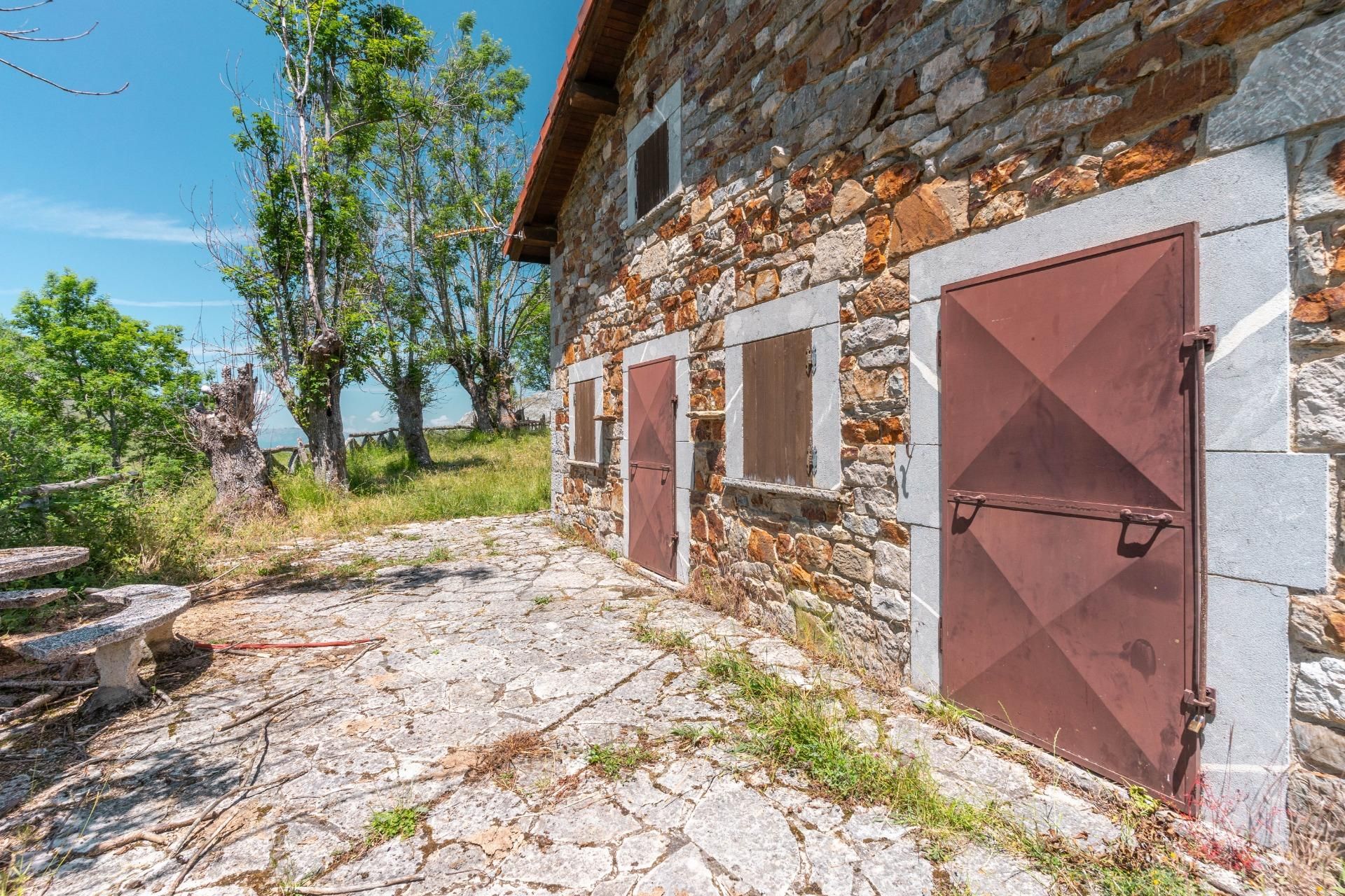 Vista exterior de Casa o xalet en venda en Quirós amb Calefacció