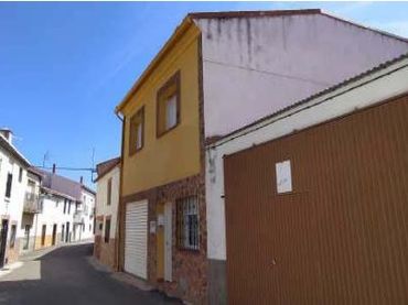 Casa en venda a Torre de Santa María