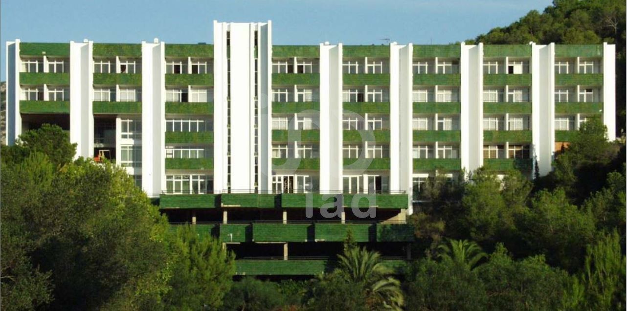 Vista exterior de Edifici en venda en Canyelles