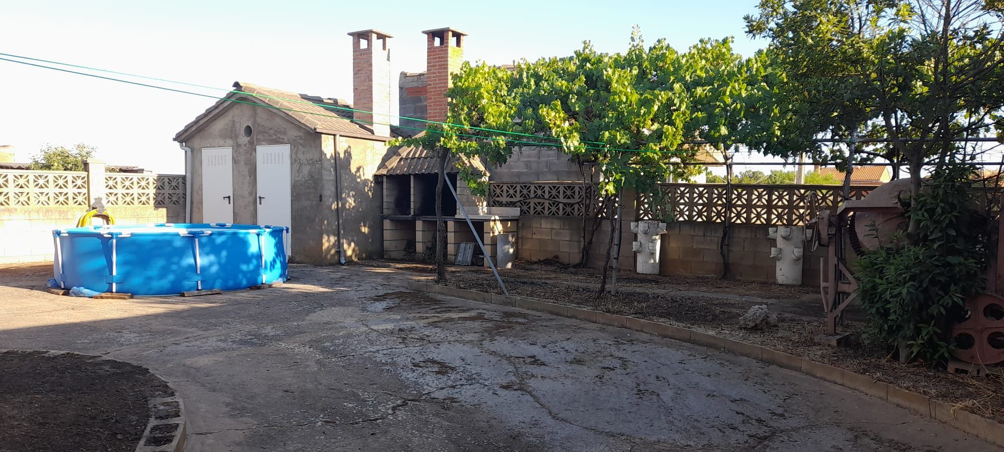 Vista exterior de Casa o xalet en venda en Bretó amb Traster