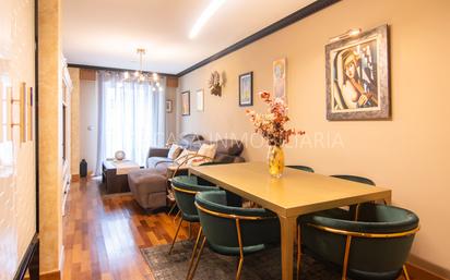Living room of Flat for sale in A Coruña Capital   with Heating, Parquet flooring and Storage room