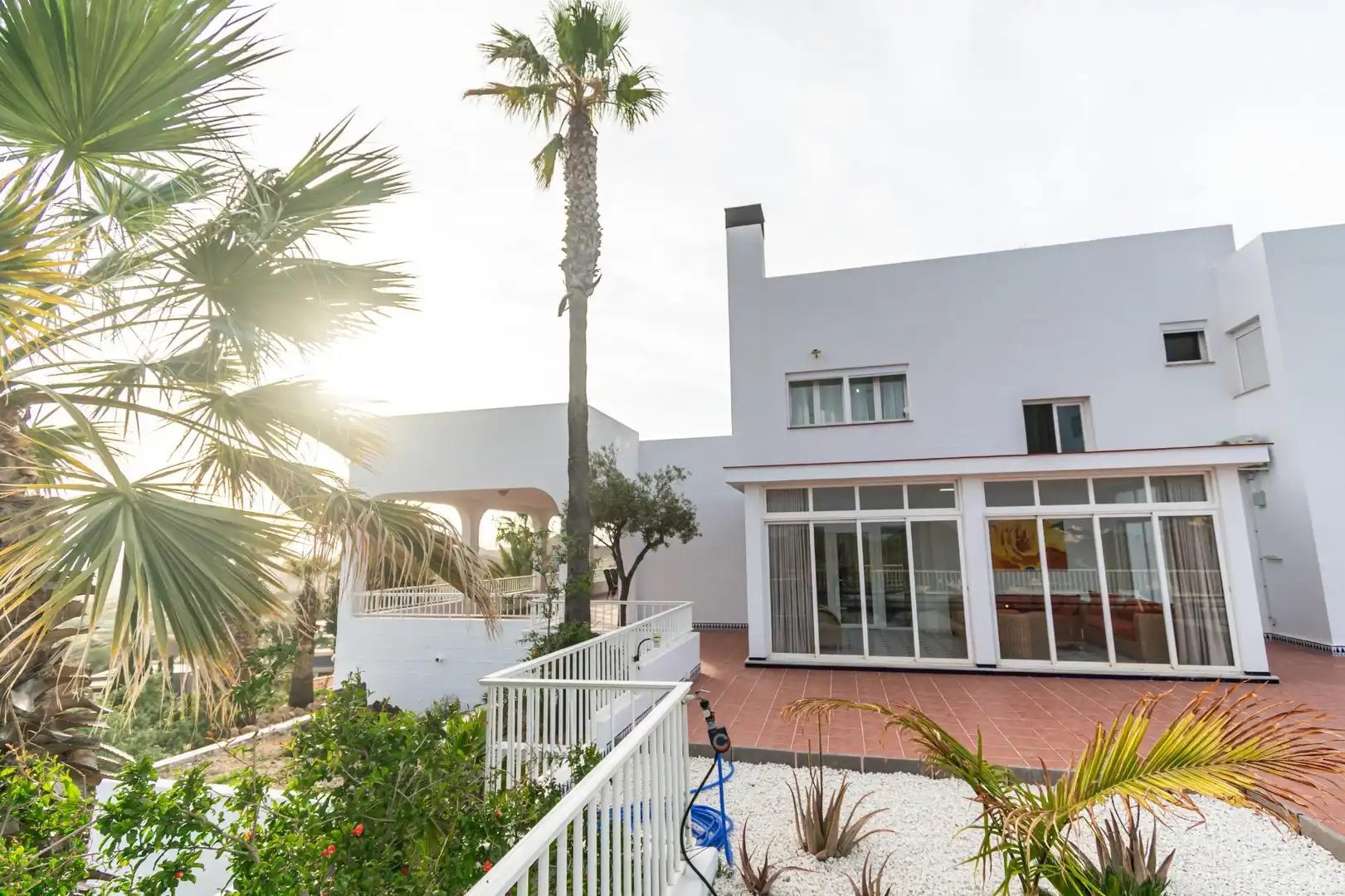 Vista exterior de Casa o xalet en venda en Águilas amb Aire condicionat, Jardí privat i Terrassa