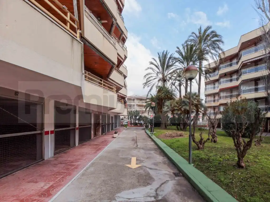 Vista exterior de Piso en venta en Cambrils con Piscina