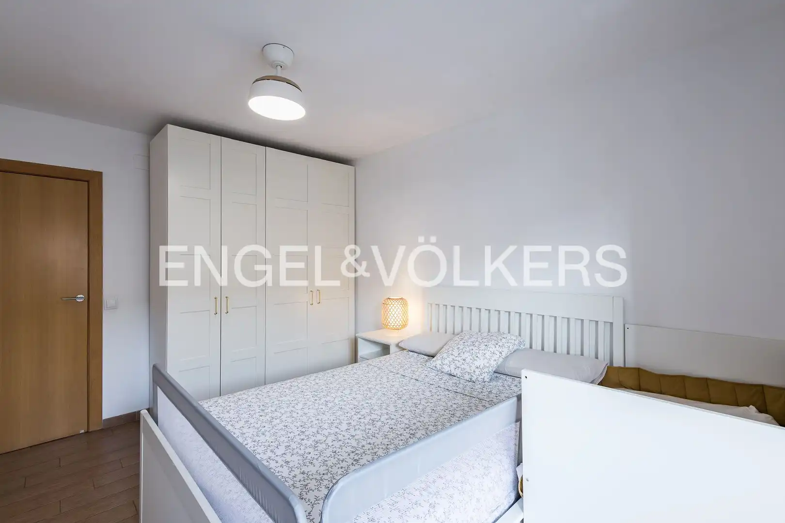 Piso con terraza en venta en Centre - Cordelles, imagen 23