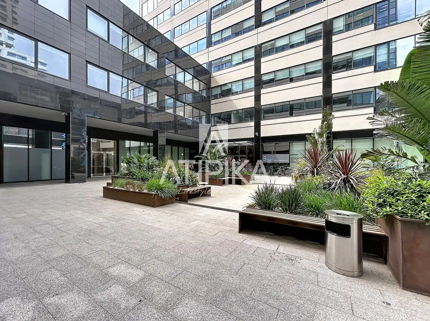 Terrasse von Büro zur Miete in Barcelona mit Klimaanlage