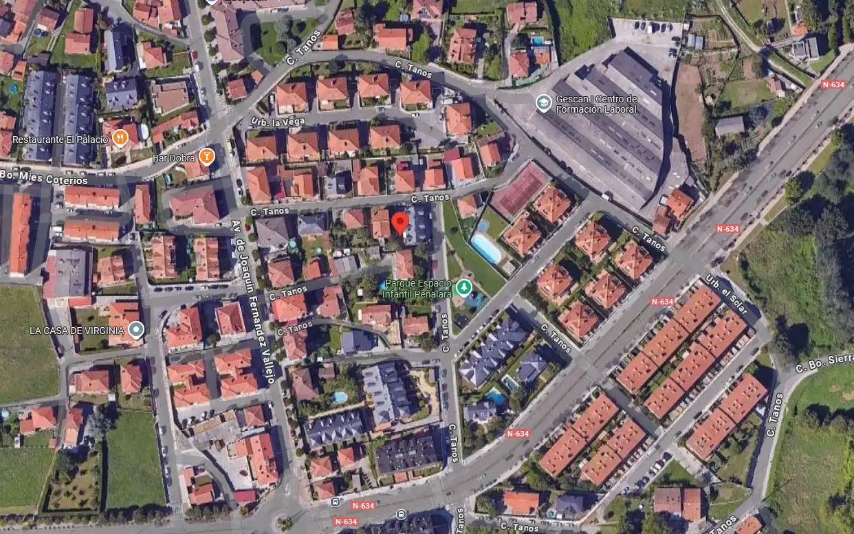 Vista exterior de Piso en venta en Torrelavega 