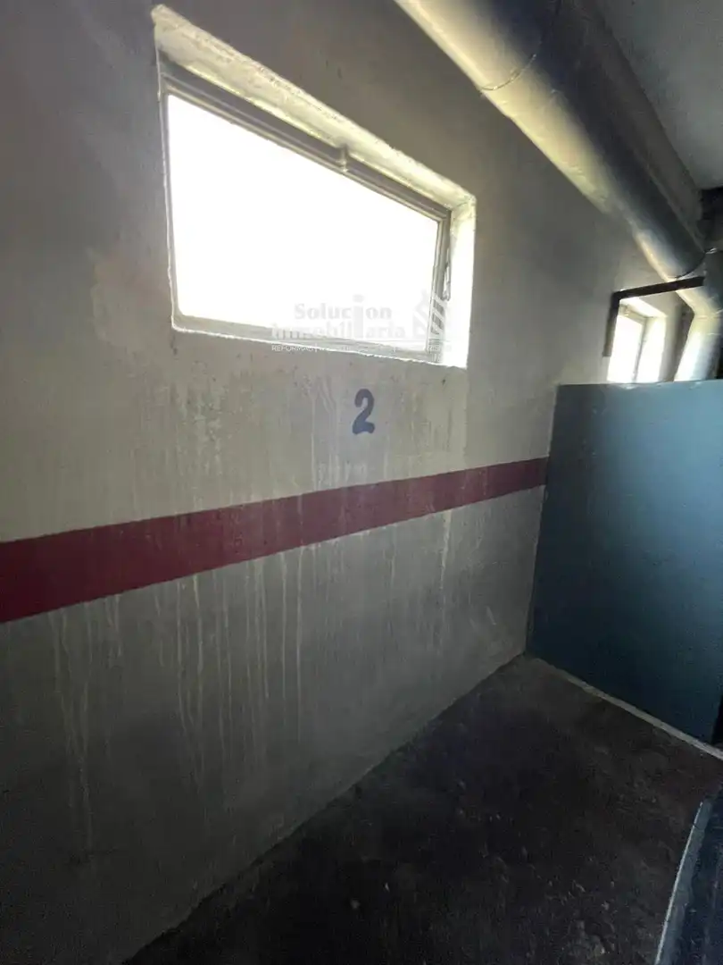 Parking de Piso en venta en Salamanca con Calefacción, Terraza y Trastero