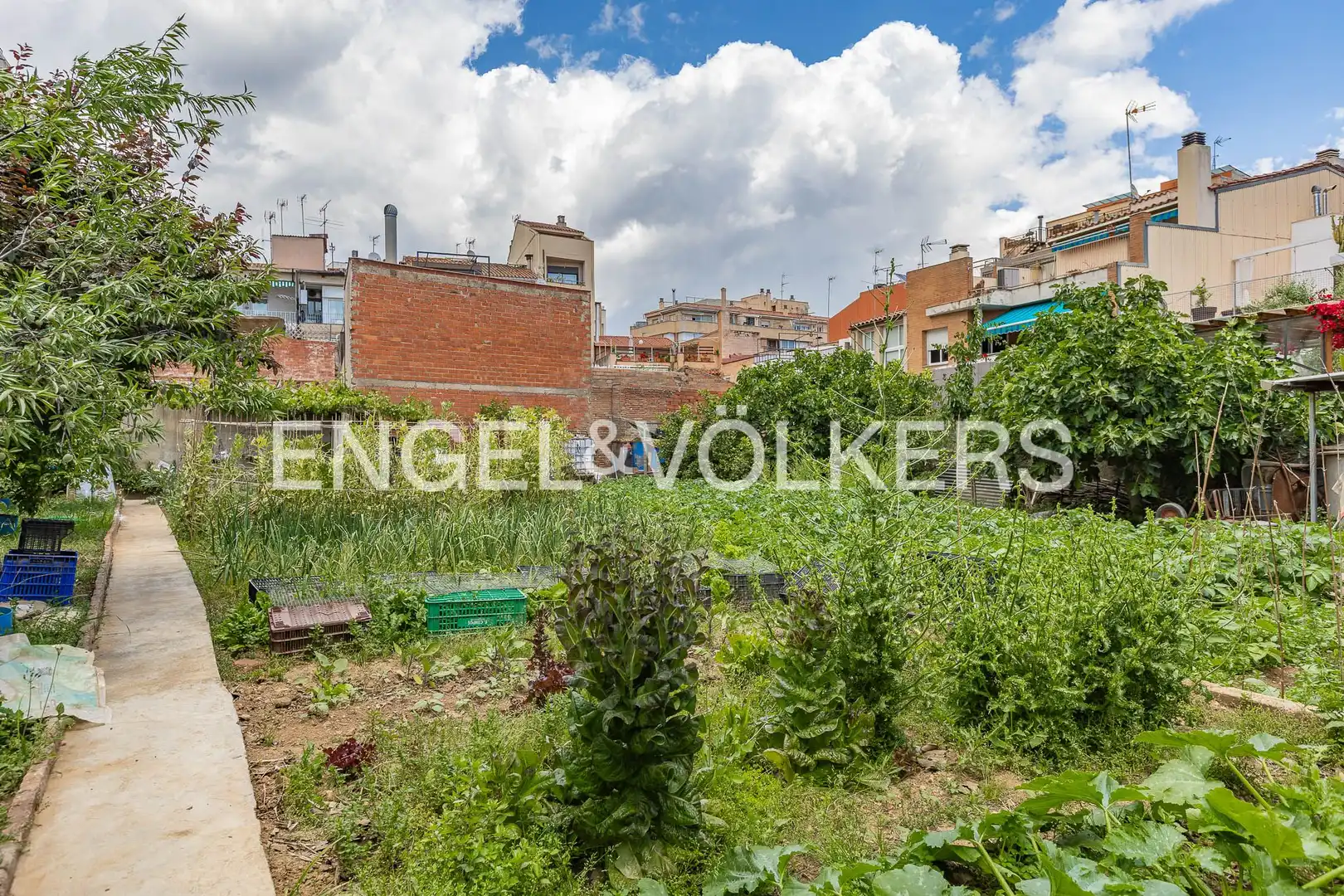 Houses for sale in Terrassa  with Air Conditioner, Heating and Private garden