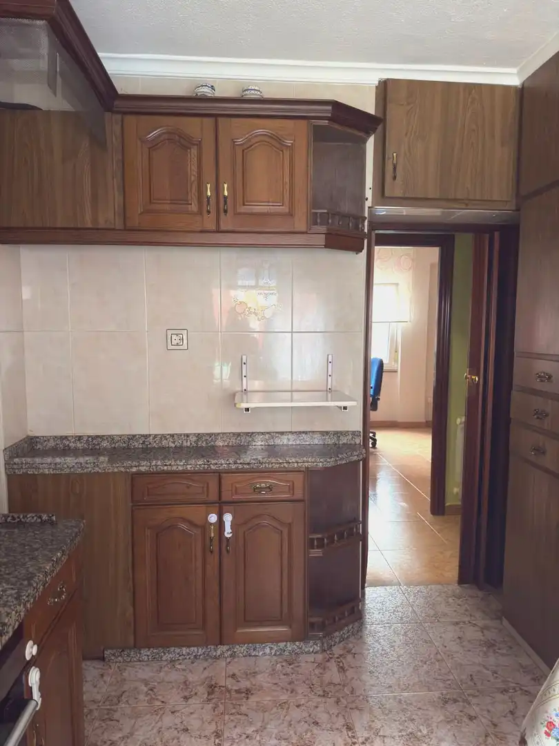 Cuina de Pis en venda en Avilés amb Calefacció i Moblat