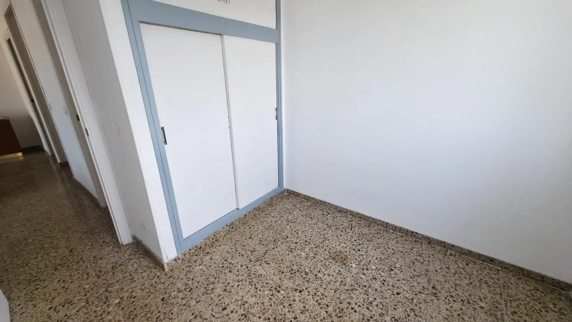 Pis en venda en Alicante / Alacant amb Jardí privat, Terrassa i Moblat