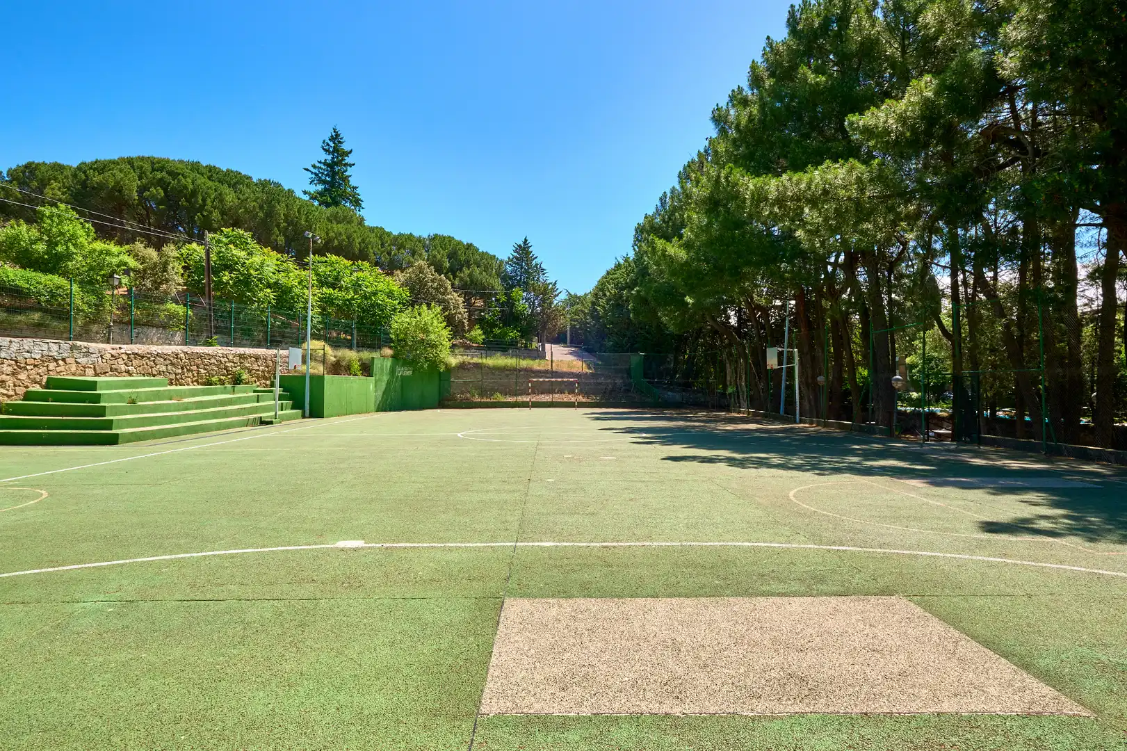 Parkplatz von Wohnung zum Verkauf in Collado Mediano mit Heizung, Terrasse und Abstellraum