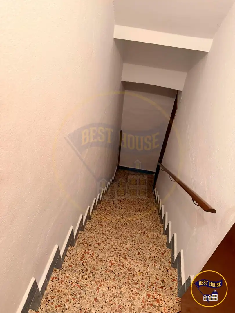 Finca rústica en venta en Mira con Terraza y Amueblado
