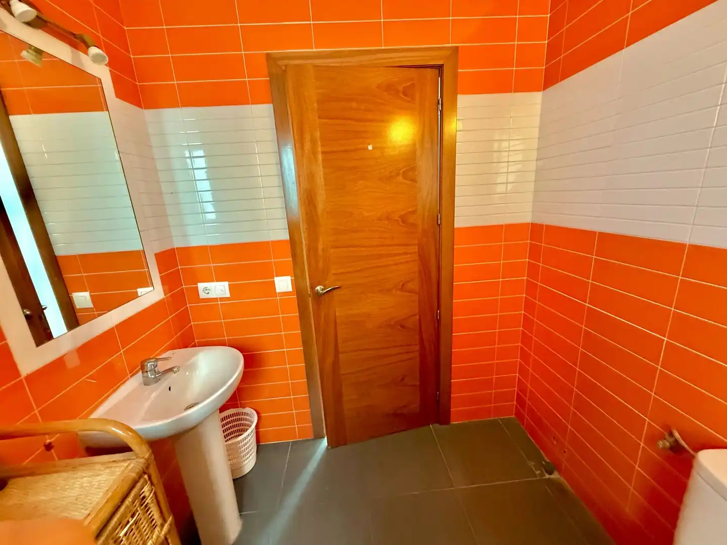 Badezimmer von Wohnung zum Verkauf in Ciutadella de Menorca mit Terrasse und Möbliert