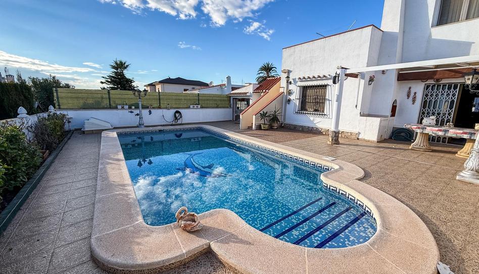 Foto 1 de Casa adosada en venda a  Salvador Dali, Zona Carrefour - Urbanizaciones, Alicante