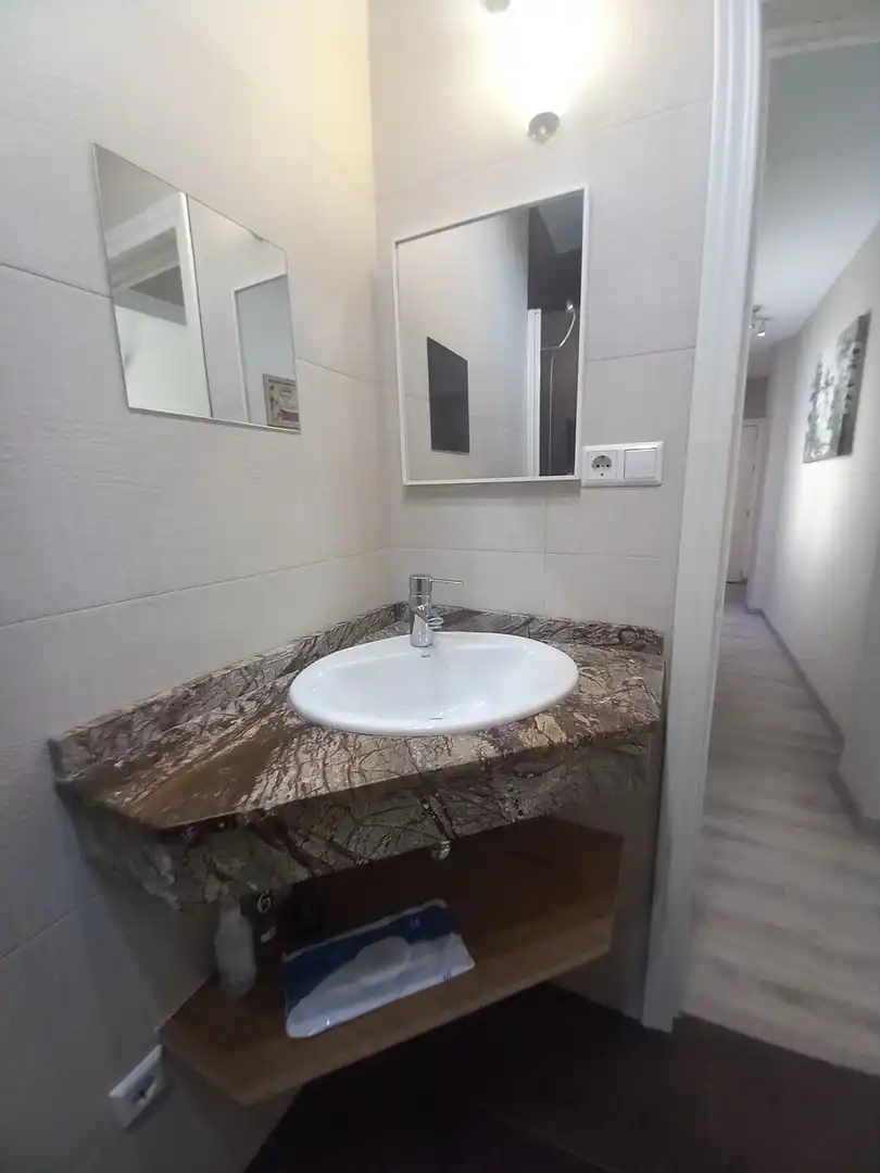 Badezimmer von Wohnungen zum Verkauf in Ronda mit Klimaanlage, Heizung und Terrasse