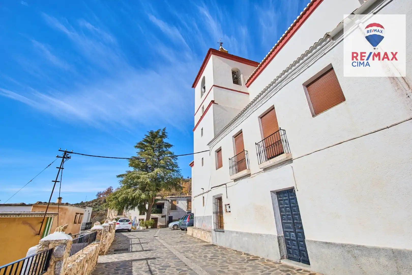 Vista exterior de Casa o xalet en venda en Busquístar amb Terrassa, Traster i Balcó
