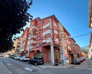 Exterior view of Flat for sale in El Pont de Suert  with Heating, Storage room and Balcony