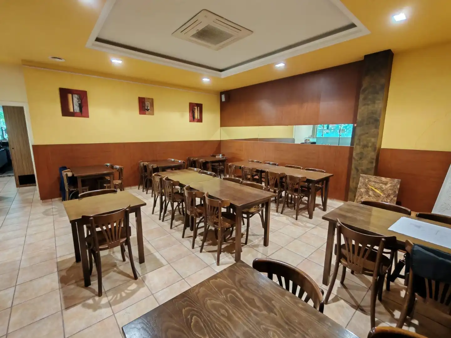 Commercial properties for sale in La Granada  with Air Conditioner, Heating and Terrace