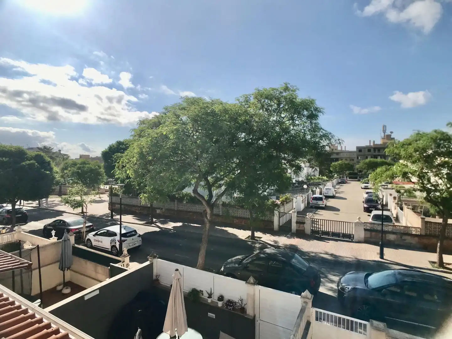 Vista exterior de Casa adosada de lloguer en Calvià amb Jardí privat, Parquet i Terrassa